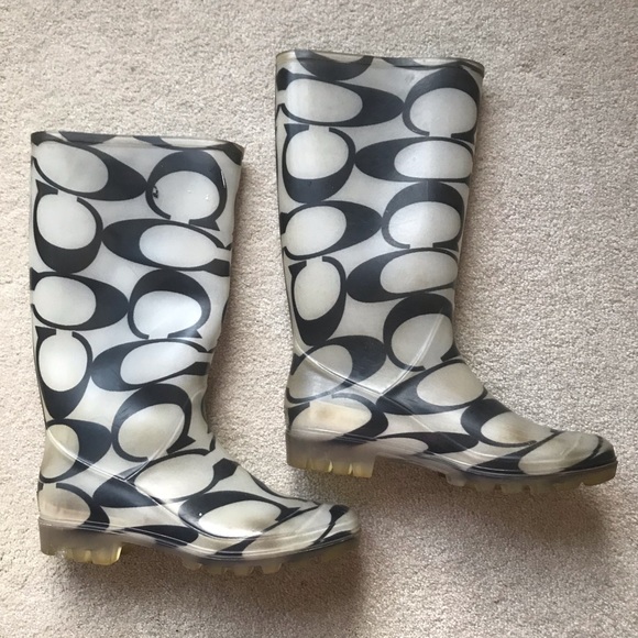 ⚡️⚡️SOLD⚡️⚡️Coach Rain Boots Size 8 - Picture 6 of 16